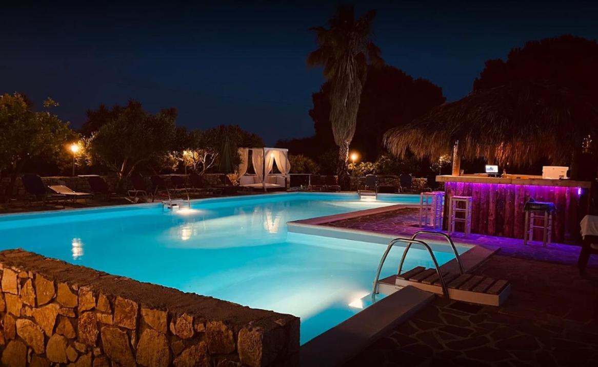 Royal Club Hotel - Aqua Poolside Bliss Manolas エクステリア 写真